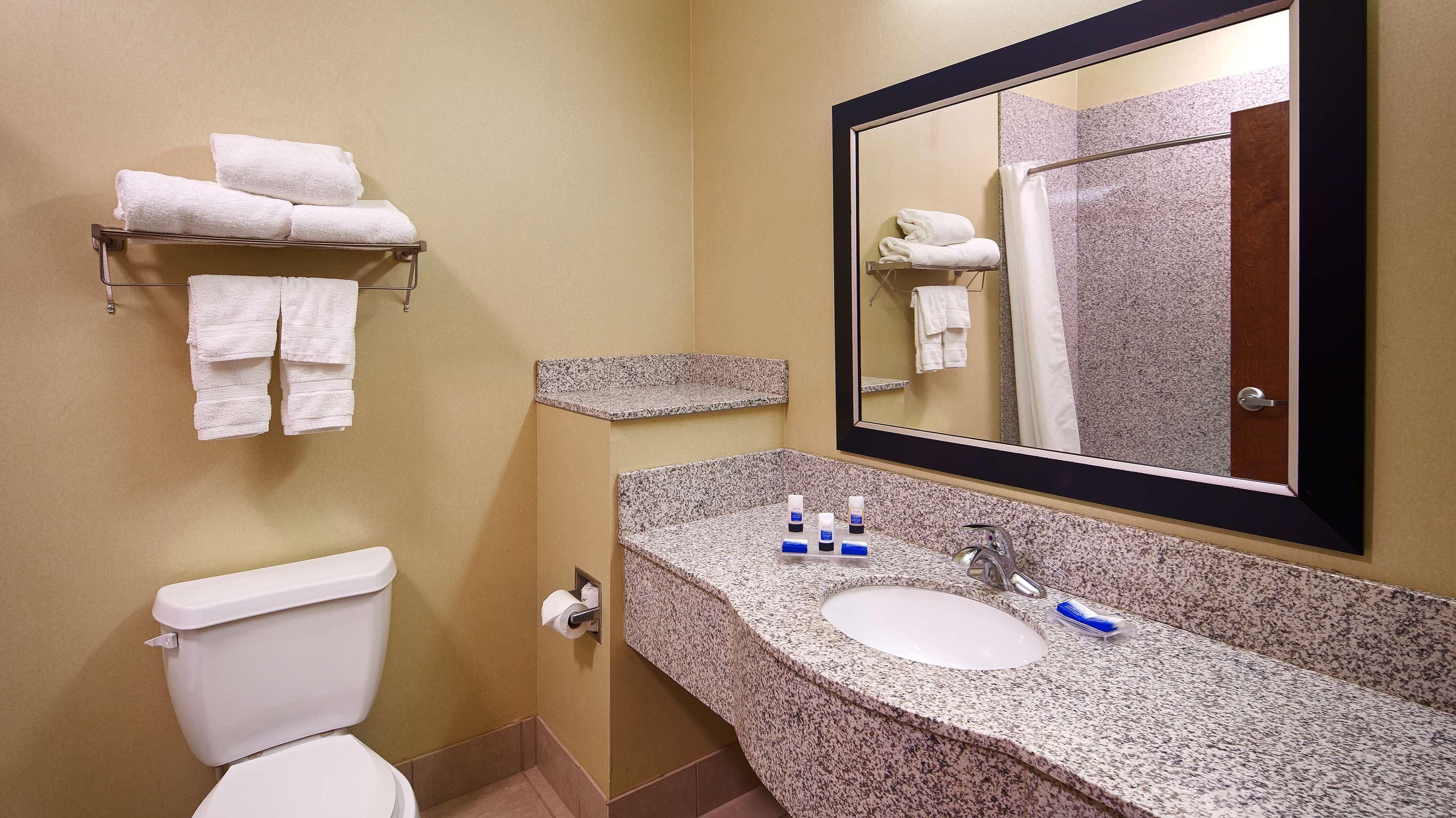 Best Western Plus DeSoto Inn&Suites Mansfield Exterior foto