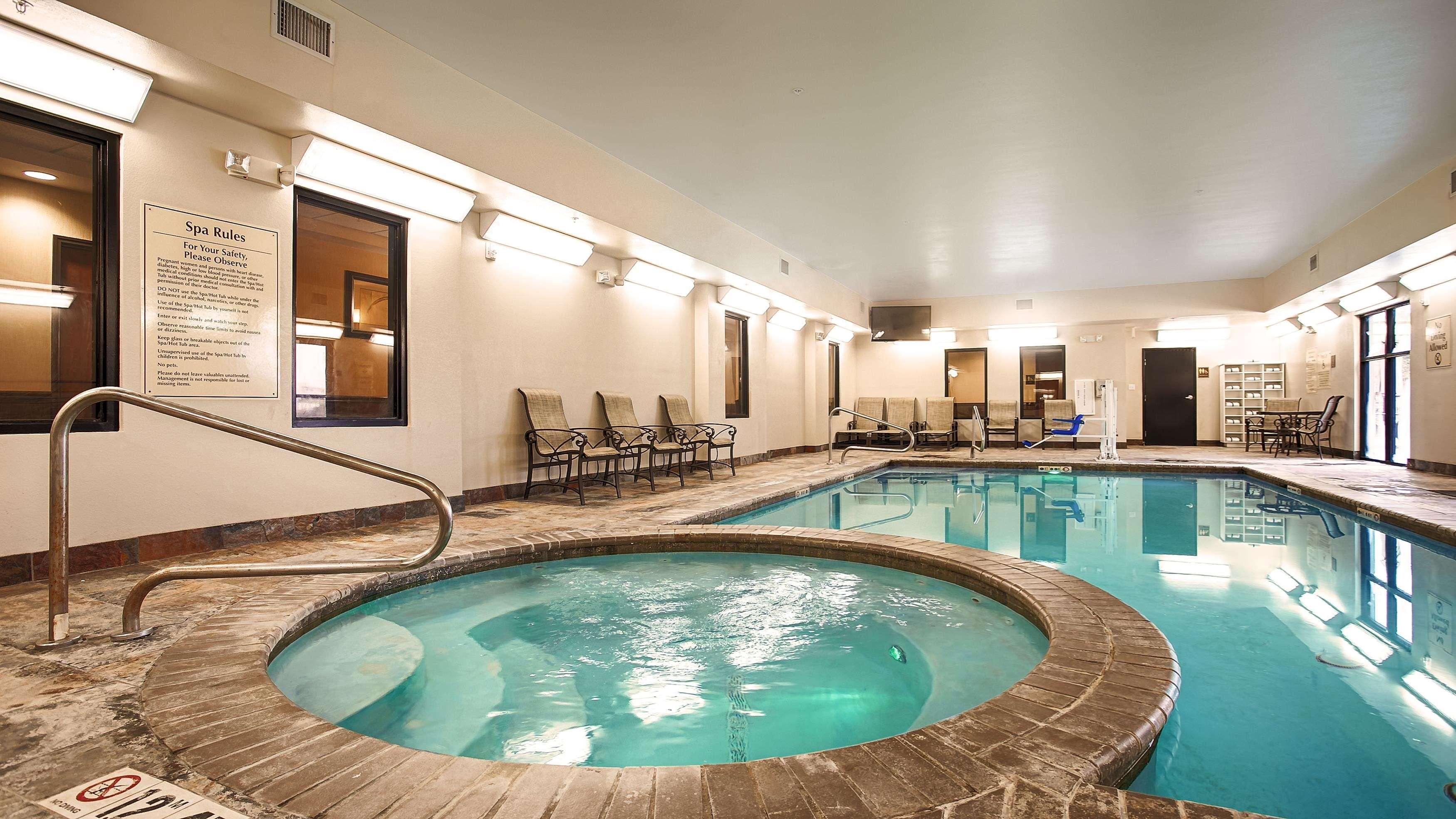 Best Western Plus DeSoto Inn&Suites Mansfield Exterior foto