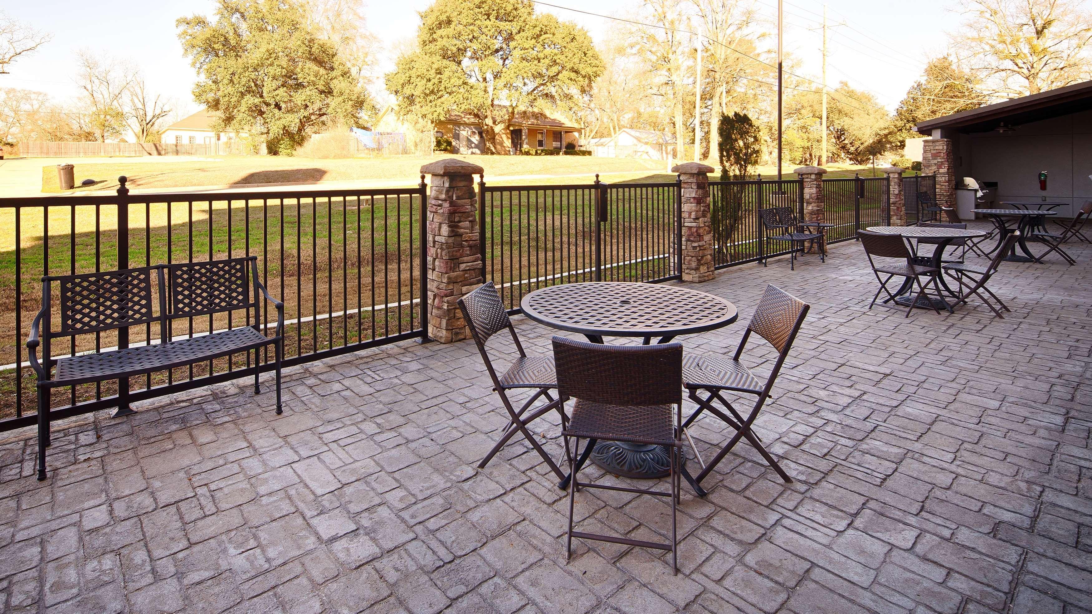 Best Western Plus DeSoto Inn&Suites Mansfield Exterior foto