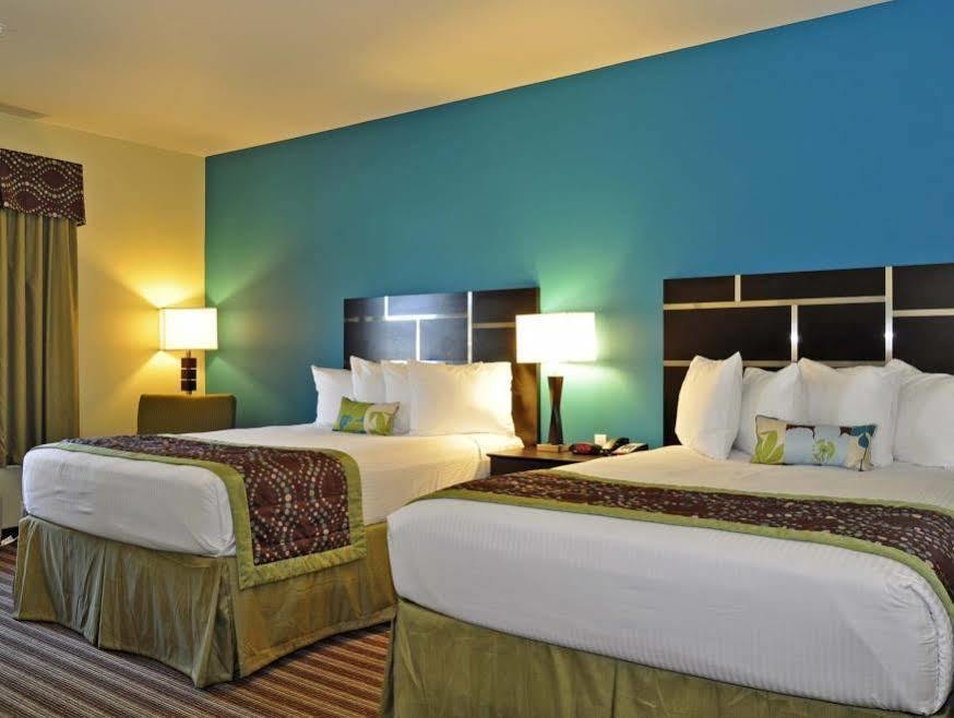Best Western Plus DeSoto Inn&Suites Mansfield Exterior foto